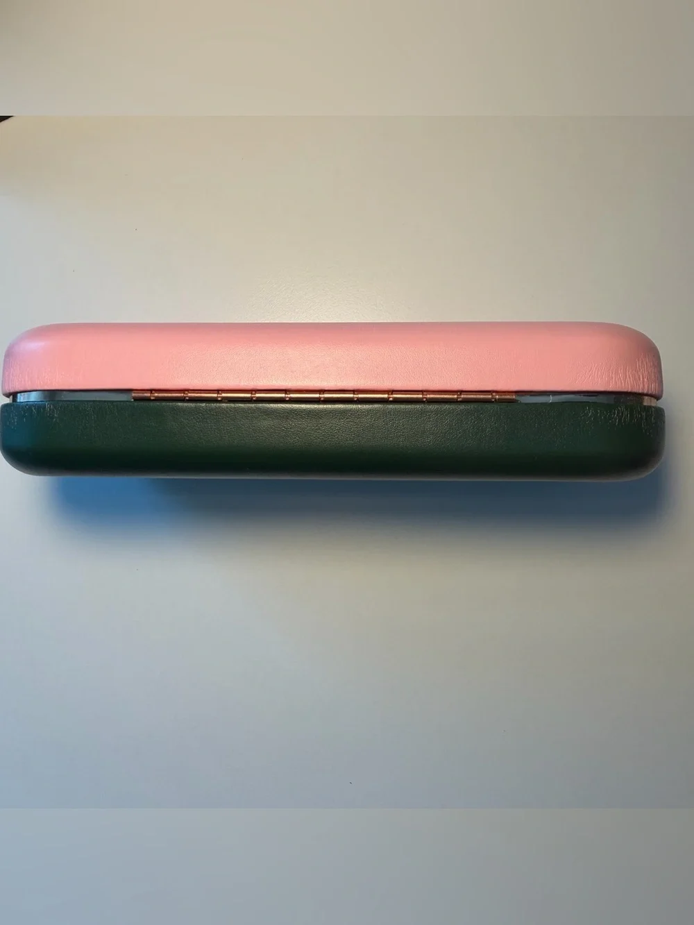 Kate Spade pink & green eyewear hard case w/ matching cleaning cloth